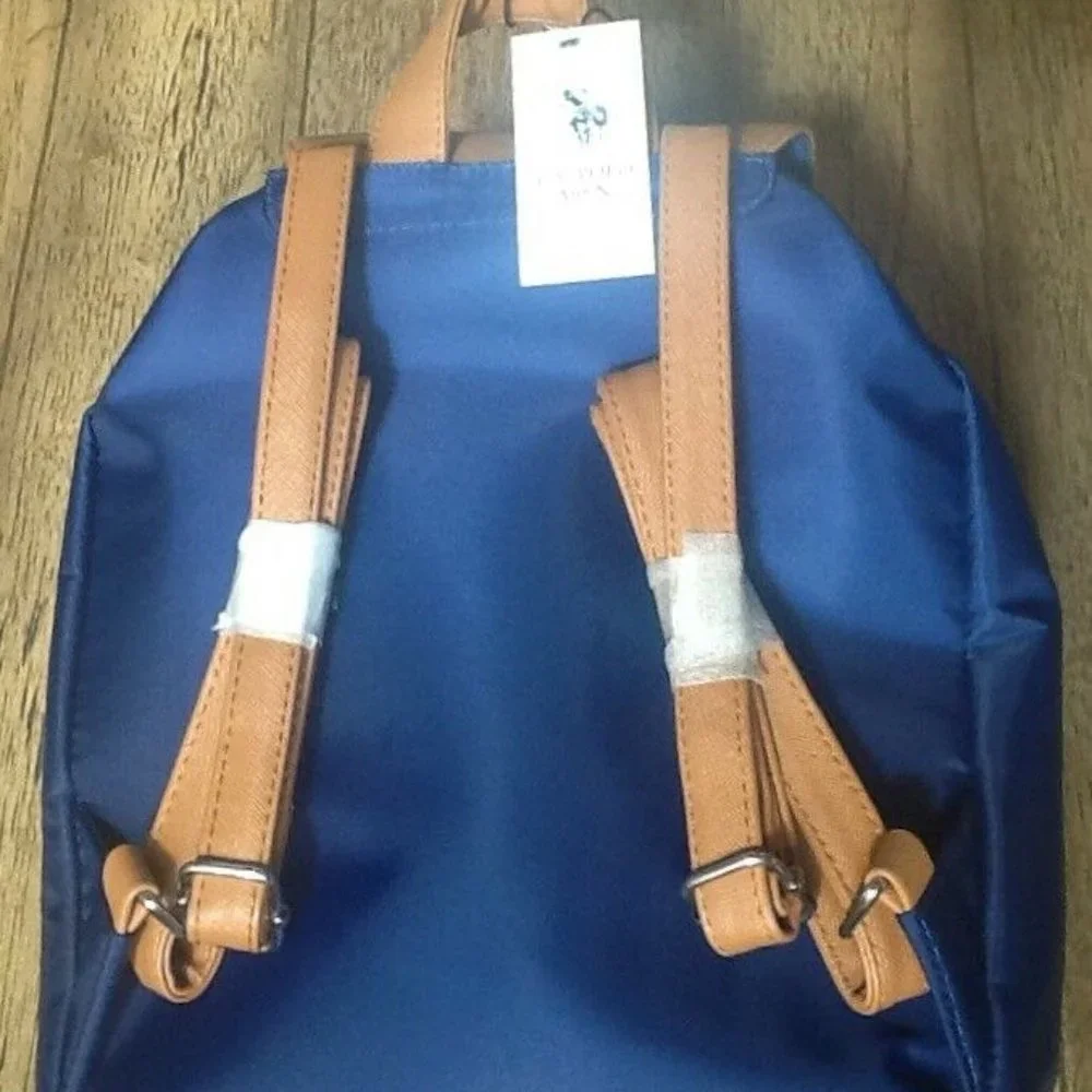 brand new U.S. Polo Assn NAVY BLUE and TAN Water-Resistant DRAWSTRING Backpack